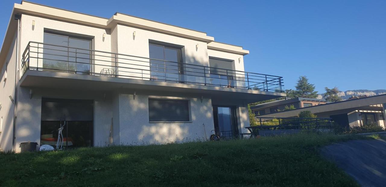 Petit Studio Dans Villa Bord De Lac Εξ Λε Μπαν Εξωτερικό φωτογραφία