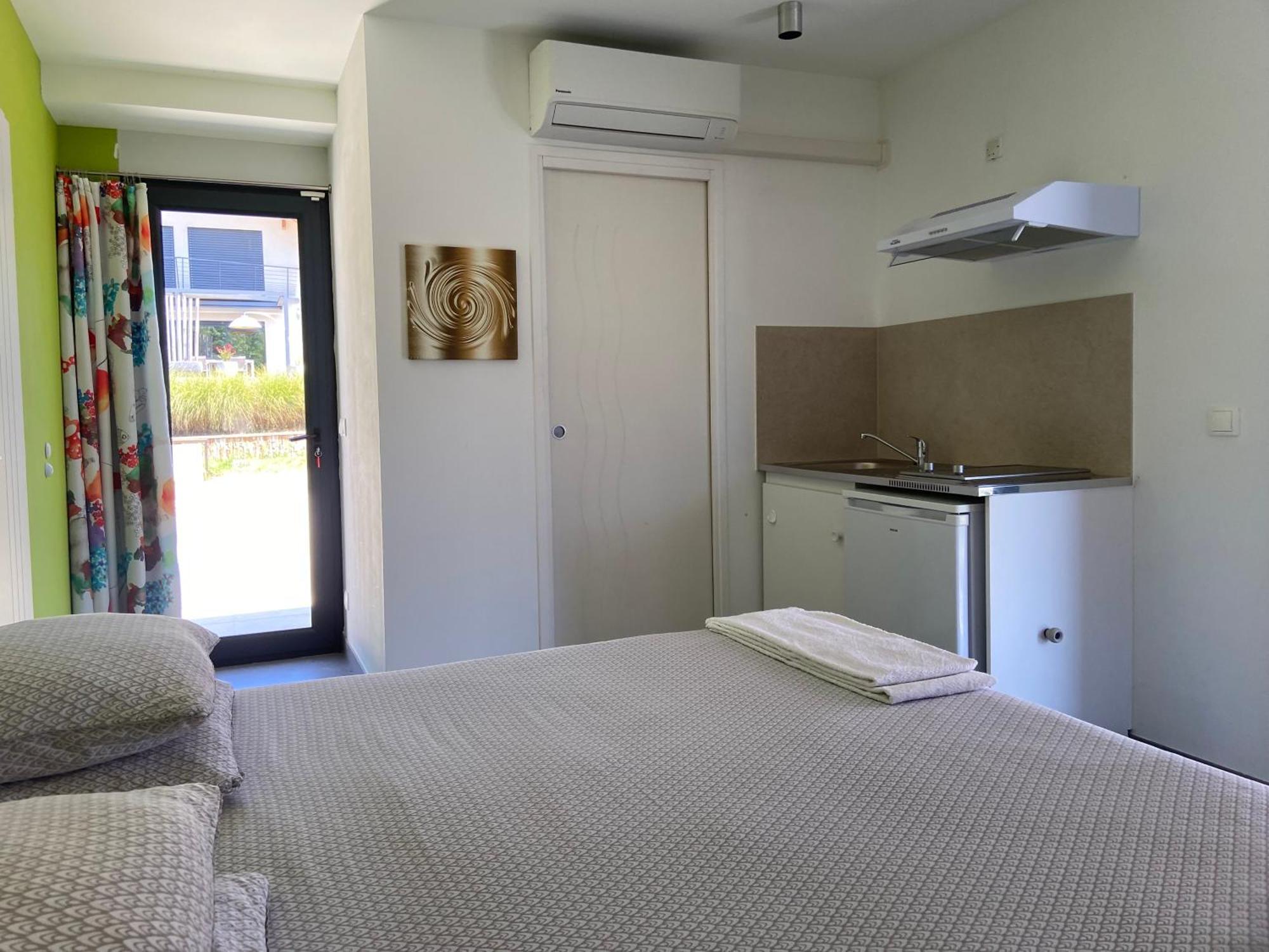 Petit Studio Dans Villa Bord De Lac Εξ Λε Μπαν Εξωτερικό φωτογραφία